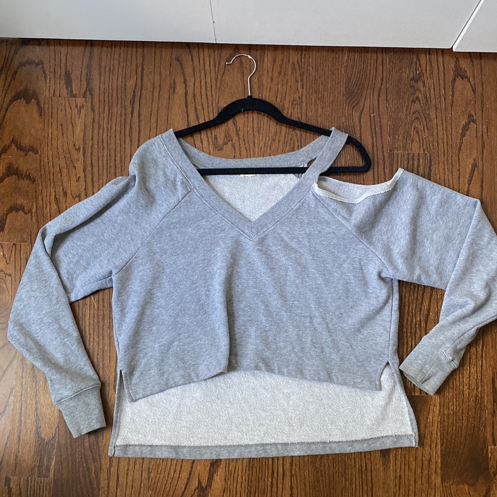 Urban Outfitters V-neck one shoulder cropped Sweatshirt